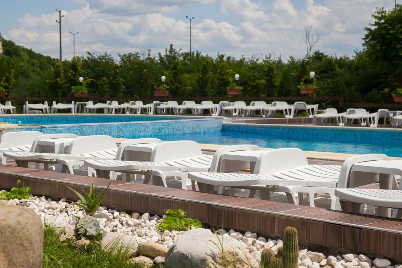 Hotel Complex Perpera Stambolovo Esterno foto